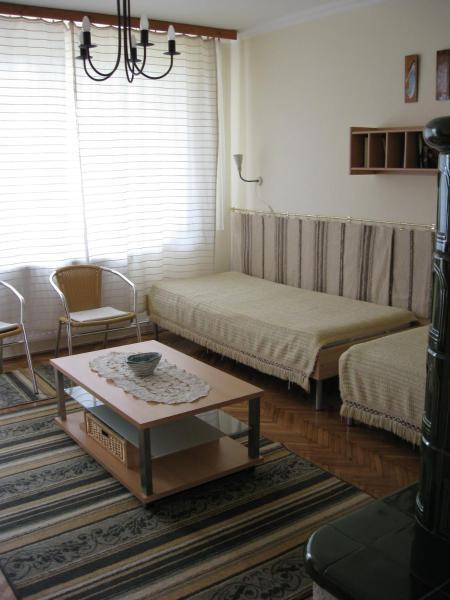 Liliom Apartments Balatonfuered Екстериор снимка
