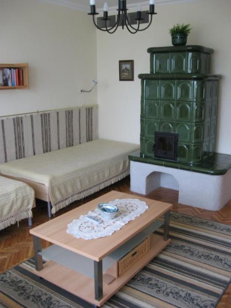 Liliom Apartments Balatonfuered Екстериор снимка